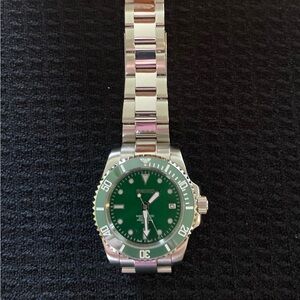 Seiko Green Dial Silver Bracelet Watch
